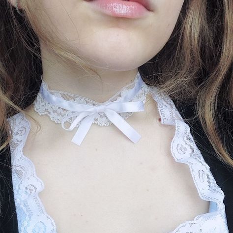 Ribbon Choker Outfit, Choker Outfit, Makeup Coquette, Boyfriend Ideas, Diy Choker, Bow Choker, Ribbon Choker, Halloween 2024, Choker Style