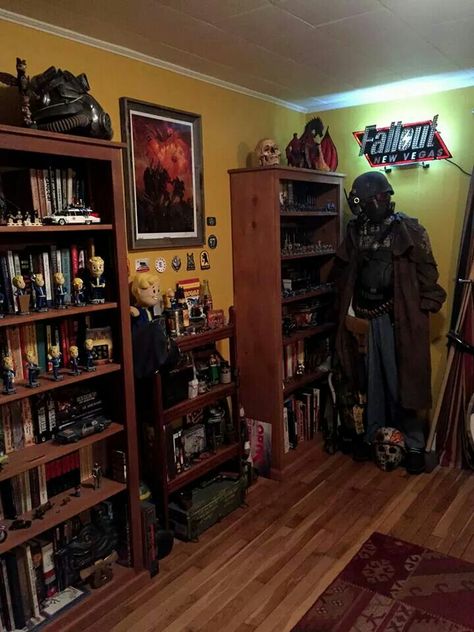 Fallout Room Ideas, Fallout Game Room, Fallout Room Decor, Fallout Home Decor, Fallout Themed Room, Fallout Bedroom, Fallout Room, Fallout Decor, Fallout Birthday