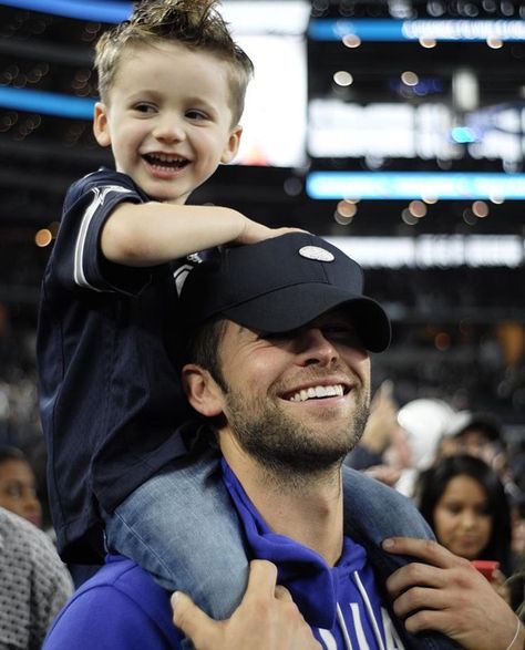 Chace Crawford and his nephew Boy Dad Aesthetic, Father Son Aesthetic, Dad And Son Aesthetic, Father And Son Aesthetic, Son Aesthetic, Nate Gossip Girl, Gossip Girl Nate, Chase Crawford, Dad Aesthetic