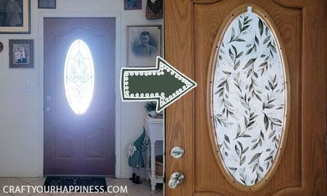 All you need is 3 things to make this lovely simple DIY wood door oval window cover for privacy and it’s not only inexpensive it’s removable! CLICK FOR FULL POST WITH PHOTOS Using paper, make a template of your door window. Place the template onto foam board and cut around it carefully. Cut 2 pieces of contact paper and carefully place on the BACK side. Trim the contact paper up to the foam board. Place another piece of the contact paper onto the FRONT of the foam board. Tr… Oval Door Window Covering Ideas, Front Door Window Covering Ideas, Inside Of Front Door, Diy Wood Door, Front Door Window Covering, Door Window Cover, Front Door Curtains, Oval Door, Window Place