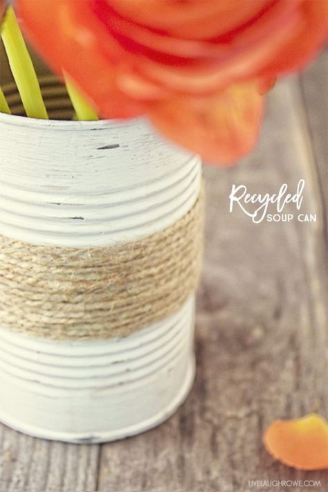 DIY Ideas With Tin Cans - Rustic Twine Wrapped Vase - Cheap and Easy Organizing Projects and Crafts Made With A Tin Can - Cool Teen Craft Tutorials and Home Decor Soup Can Crafts, Twine Crafts Diy, Decoupage Tins, Painted Tin Cans, Recycling Projects, Twine Diy, Twine Crafts, Recycled Tin Cans, Thrifty Diy