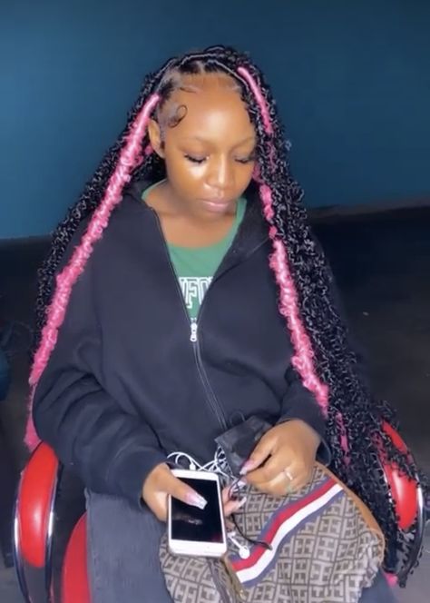 Extension Hairstyles, Cute Weave Hairstyles, Butterfly Locks, Messy Locs, Braids Styling, Natural Hair Routine, Passion Twists, Butterfly Locs, Faux Locs Hairstyles