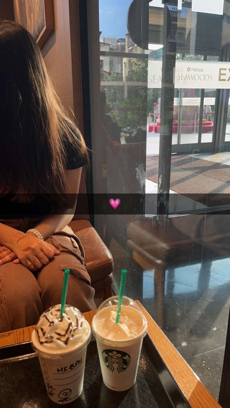 Surgery Snapchat Story, Couples Food Pictures, Couple Coffee Date Aesthetic, Coffee Date Snap, Indore Snap, Starbucks With Friends, Date Snap, Coffee Dates Aesthetic, Bff Photography