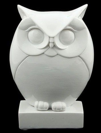 Owl Clay Art, Owl Statue, Clay Owl, Wood Owls, White Owl, Wood Carving Patterns, Ceramic Owl, One Day At A Time, Clay Animals