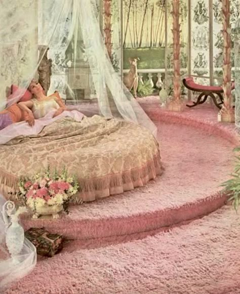 60s Ads, 60s Bedroom, 80s Interior, Retro Interior Design, Round Beds, Retro Interior, Magazine Ad, Dreamy Room, Vintage Interiors