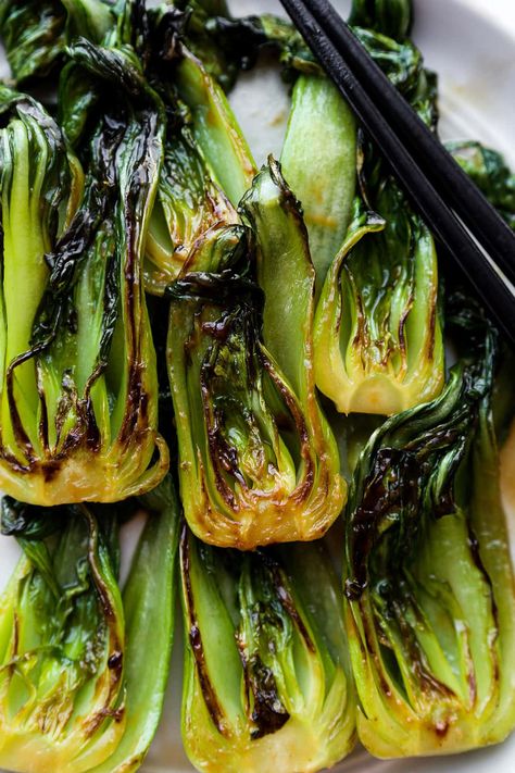 Learn How To Cook Bok Choy with this easy step-by-step tutorial and use it in stir fries, soups, or as a side with a simple sauce. Delicious! Bock Choy Recipes, Pok Choi, Chinese Diet, Best Chinese Food, Black Bean Sauce, Taiwanese Food, Pak Choi, Easy Asian Recipes, Cooking Tutorials