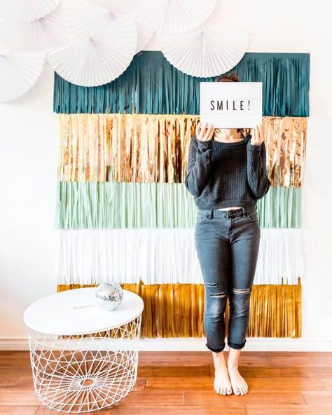 Backdrop Fringe, Diy Photobooth, Photobooth Backdrop, Shabby Chic Theme, Outside Baby Showers, Eucalyptus Green, Fringe Backdrops, Bachelorette Ideas, Prom 2020