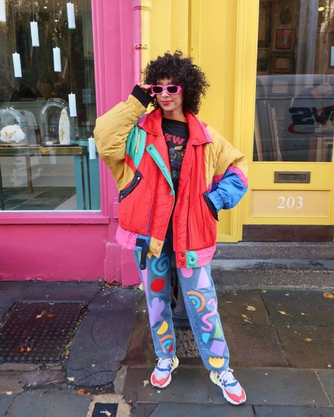 Some dopamine fall inspo for you this dreary Saturday morning 🌈 #dopaminedressing #fallfashion #fallinspo #colorfulfashion #colourfuloutfits #colorfulwardrobe #autumnoutfitideas Maximalist Outfits, Girl Hacks, Colourful Fashion, Colorful Wardrobe, Dopamine Dressing, West Coast Fashion, Clothing Aesthetic, Coast Style, Fall Inspo