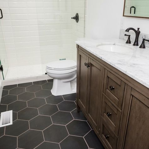 Small Bathroom Black Hexagon Tile Floor, Gray Floor Bathroom Color Schemes, Bathroom Black Hexagon Tile Floor, Gray Hexagon Tile Bathroom, Black Hexagon Tile Bathroom Floor, Gray Bathroom Floor Tile, Black Hexagon Tile Floor, Farmhouse Upstairs, Concrete Look Wall