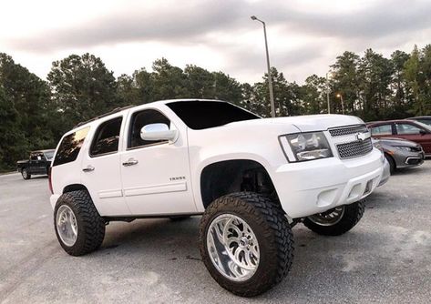 Squatted Tahoe, Lifted Tahoe, Robert Preston, Squatted Trucks, Drift Kart, Car Community, Country Trucks, Lowrider Trucks, Dream Trucks