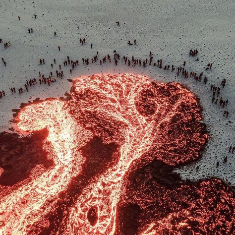 Lava Flow, Dessin Adorable, Aerial View, Volcano, Geology, Mother Nature, Iceland, Art Inspo, Photo And Video