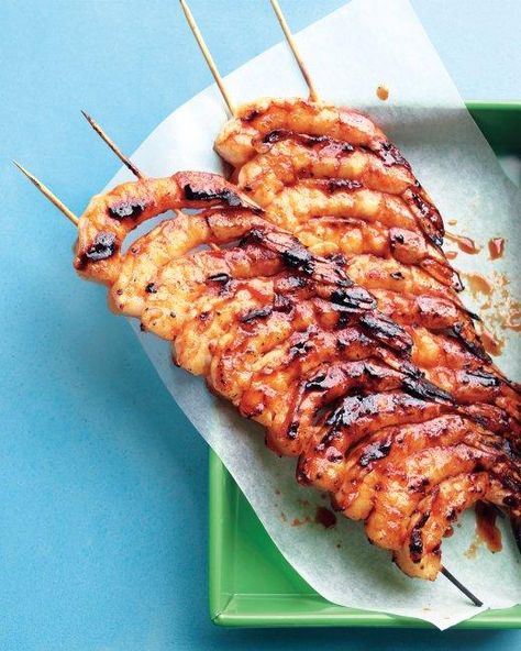 Spicy-Sweet Glazed Shrimp Recipe-- Double up on the skewers to make shrimp easier to flip. Glazed Shrimp, Food Beautiful, Grill Time, Kebab Recipes, Savoury Recipes, Shrimp Dishes, Think Food, Grilled Shrimp, Snacks Für Party