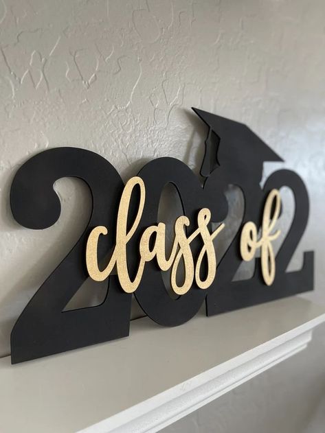 Grad Party Backdrop, 2023 Grad Party, Farewell Decorations, Graduation Display, Graduation Photo Props, School Board Decoration, Graduation Crafts, Graduation Party Centerpieces, Graduation Party Planning