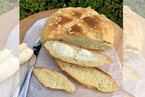 Forget trying to get your hands on yeast in the supermarket at this time – it’s impossible! This bread rises beautifully thanks to a few pantry staples - vinegar and bicarbonate of soda. Oh, and there is no waiting for the dough to prove or rise. It’s a mix and bake kind of recipe – easy, just whack it in your Philips Airfryer! Yeast Free Breads, No Rise Bread, Yeast Bread Recipes, Toddler Lunches, Bicarbonate Of Soda, Bread Serving, Pantry Staples, Easy Baking Recipes, Budget Meals