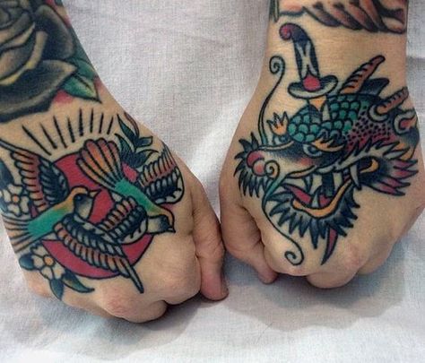 Top 61 Traditional Hand Tattoo Ideas - [2020 Inspiration Guide] Dragon Hand Tattoo, Herren Hand Tattoos, Traditional Hand Tattoo, Dragon Tattoos For Men, Hand Tattoo Designs, Knuckle Tattoos, Tattoo Old School, Traditional Tattoo Sleeve, Hand Tats