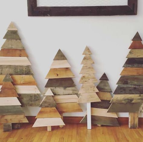 Our 15 Favorite Pallet Christmas Trees & Decorations In 2015 Home… Pallet Trees, Pallet Christmas Trees, Christmas Trees Decorations, Pallet Decoration Ideas, Pallet Wood Christmas Tree, Pallet Wood Christmas, Pallet Tree, Pallet Christmas Tree, Pallet Christmas