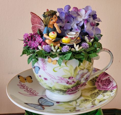 Woods Ideas, Teacup Gardens, Miniature Fairy, Miniature Fairy Gardens, Fairy Gardens, Paper Mache, Repurpose, Fairy Garden, Globe