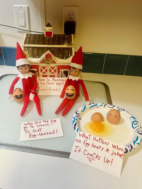 Elf On The Shelf In Bathroom, Food Elf On The Shelf Ideas, Elf On The Shelf Ideas 3 Days Left, I See London I See France Elf On Shelf, Elf On The Shelf Ideas For Multiple Elves, Elf Burrito, Elf On The Shelf Ideas Workplace, Elf On The Shelf Bedroom Ideas, Elf Birthday Ideas