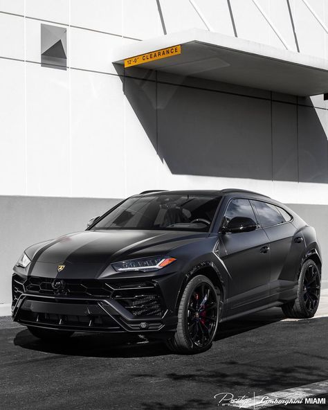 LAMBORGHINI MIAMI 🇮🇹 on Instagram: “From gloss to matte black. 🖤 The Lamborghini Urus presented with our Matte film paint protection. Also available in gloss. For more…” Lamborghini Suv Urus, Lambo Truck, Lamborghini Urus Interior, Pink Lamborghini, Lamborghini Lamborghini, Electric Car Charger, Black Audi, Lamborghini Urus, Lamborghini Cars