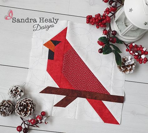 Make Something Special with This Pretty Cardinal - Quilting Digest Cardinal Quilt Block Pattern, Cardinal Quilt Block, Cardinal Quilt, Sea Turtle Quilts, Bird Quilt Blocks, Turtle Quilt, Christmas Quilt Blocks, Christmas Goose, Christmas Quilt Patterns