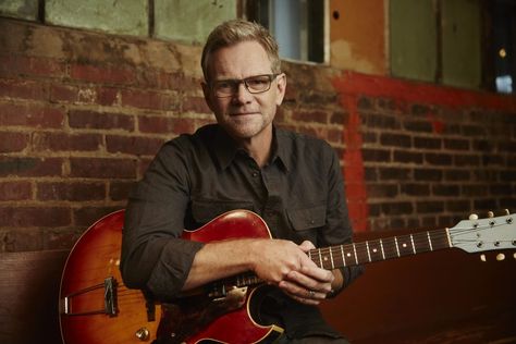 Steven Curtis Chapman: ‘I Can’t Fix This’ Secular Music, Steven Curtis Chapman, Paducah Kentucky, Baby Bath Time, Great Music, Inspiring Stories, About God, Mass Media, Popular Artists