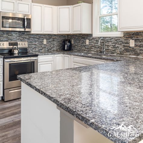 Thinking of installing new granite countertops in your home this year? Here are some of the top granite colors experts are predicting for 2023. https://mtmgranite.ca/popular-granite-countertop-colours-for-2023/ #Granite #GraniteCountertops Popular Granite Countertops, Colours For 2023, Bali Shades, Popular Granite Colors, Black Pearl Granite, Granite Countertops Colors, Black Granite Countertops, Green Granite, Countertop Colours