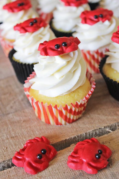 How to Make Cute Crab Cupcake Toppers - Rose Bakes  via Rose Atwater Crab Themed Cake, Crab Birthday Cakes, Crab Feast Party, Nautical Centerpieces, Centerpieces For Baby Shower, Crab Cupcakes, Crab Party, Sea Cupcakes, Moms 60th