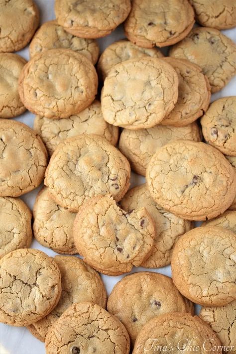 Giant Chocolate Chip Cookies, Giant Chocolate Chip Cookie, Brownies Cookies, Giant Chocolate, Baking Muffins, Danish Food, Quick Bread Recipes, Not Sorry, Scone Recipe