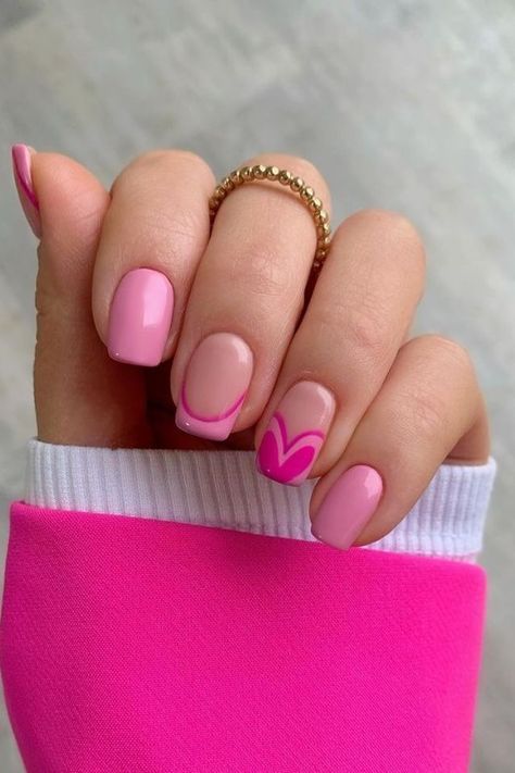 Fitness Barbie, Barbie Pink Nails, Acrylic Nail Designs Coffin, Dark Pink Nails, Heart Nail Designs, Cute Short Nails, Nails Yellow, Heart Nail, Simple Gel Nails