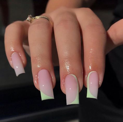 Nail Ideas Solid, Russian Manicure Design, Marble French Tip Nails, French Square Nails, Marble French Tip, Acrylic Toe Nails, Graduation Nails, Long Acrylic Nail Designs, Drip Nails