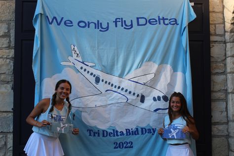 Airline Sorority Theme, Airline Bid Day Theme, Tri Delta Airlines Bid Day, Delta Airlines Bid Day, Fly Delta Bid Day, Tri Delt Bid Day, Sorority Bid Day Banner, Ride Of Your Life Bid Day, Airport Theme