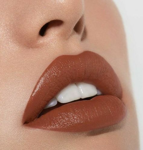 Fall Makeup Brown Lipstick, Rust Lip Color, Lip Tattoos Ideas, Brown Lipstick Looks, Lips Reference Drawing, Brown Shade Lipstick Matte Lips, Tattoos Lips, Lip Tattoo Ideas, Lipstick Nails Shape