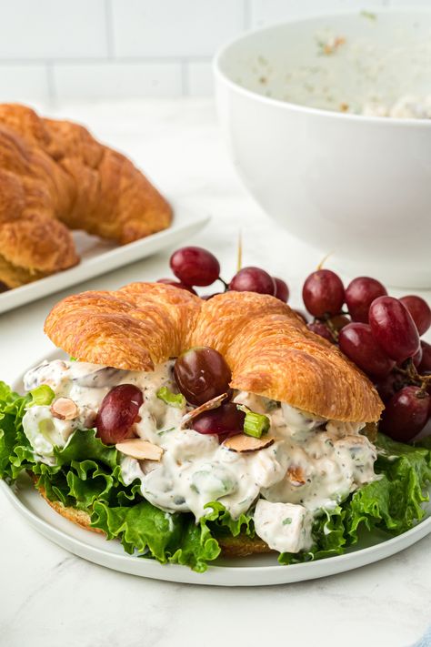 This copycat recipe of the famous Nieman Marcus Chicken Salad is absolutely amazing with savory chunks of chicken, crunchy celery and chopped nuts that’s mixed into a mouthwatering creamy dressing! Jeff Mauro Chicken Salad Croissant, Chicken Almond Salad Recipe, Newman Marcus Chicken Salad, Neiman Marcus Chicken Salad Recipe, Mcalister’s Chicken Salad Recipe, Time On Broadway Chicken Salad, Neiman Marcus Chicken Salad, Honey Baked Ham Chicken Salad Recipe, Chunky Chicken Salad