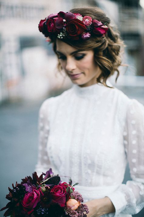 Lush, jewel tones // Photography: Leo Farrell Photography Alternative Weddings, Ukrainian Wedding, Boda Mexicana, Winter Bride, Flower Comb, Moody Wedding, Wedding Palette, Wedding Winter, Flower Crown Wedding