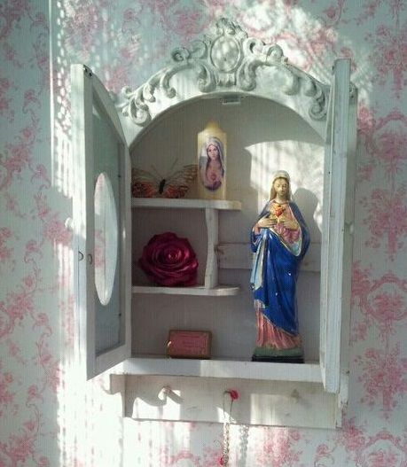 Altar Ideas, Immaculate Conception, Home Altar, Holy Mary, Sacred Places, Agate Necklace, Sacred Space, House Inspo, New Room