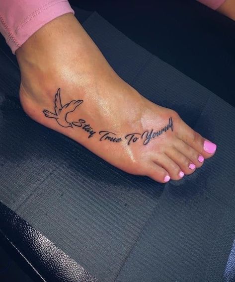 Foot Tattoo Ideas, Foot Tattoo Quotes, Cute Foot Tattoos, Small Foot Tattoos, Cute Hand Tattoos, Pretty Hand Tattoos, Foot Tattoos For Women, Tattoos For Black Skin, Pretty Tattoos For Women