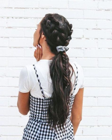 Lazy Girl Hairstyles, Hair Styels, Wand Hairstyles, Lazy Hairstyles, Velvet Hair, Hairstyle Look, Everyday Hairstyles, Scrunchie Hairstyles, For Today