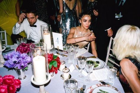 Met Gala Dinner, Gala Aesthetic, Gala Decorations, Life Manifestation, Fka Twigs, Met Ball, Ideal Life, Gala Dinner, Donatella Versace