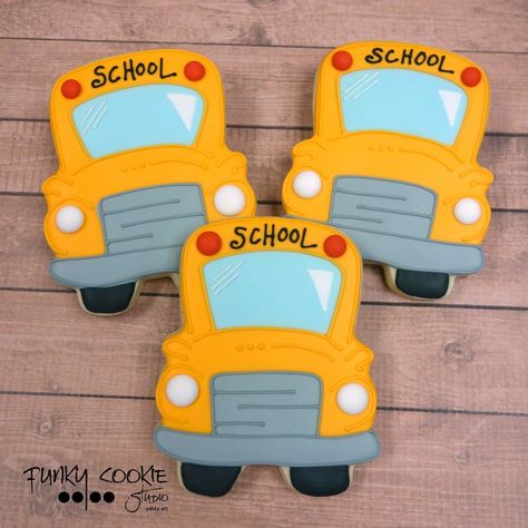 School bus cookies by Jill FCS School Bus Cookies, Bus Cookies, Bus Cake, Teacher Cakes, The Wheels On The Bus, Cookie Decorating Supplies, Wiggles Birthday, Car Cookies, Cookie Business