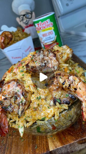 Tasha Robinson on Instagram: "🚨RECIPE:  Seafood Fried Rice 🔥  #friedrice #seafoodfriedrice #rice #ricebowl #seafood #seafoodlover #crawfish #food #foodporn #foodphotography #foodgasm #foodstagram #blackfoodie #blackfoodbloggers #blackfoodiefinder #lunch #dinner #tonychacheres #explore #explorepage @tonychacheres" Crawfish And Rice Recipes, Delicious Seafood Dinner Recipes, Crawfish Fried Rice Recipe, Fried Fish Recipes Southern, Seafood Sunday Dinner Ideas, Surf N Turf Dinner, Seafood Rice Recipe Southern, Seafood Network Recipes, Seafood Birthday Party Ideas