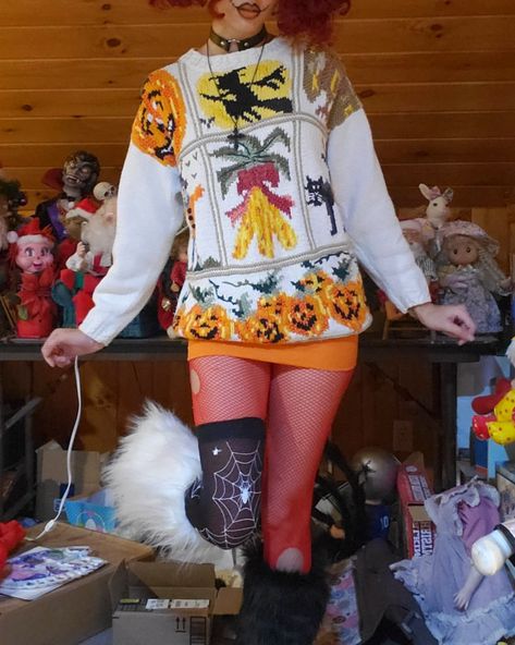 #halloweencore #clowncore #alternativefashion Ghostcore Outfits, Dark Clowncore, Clowncore Fashion, Clowncore Outfit, Live Laugh Love, Alternative Fashion, New Look, Halloween