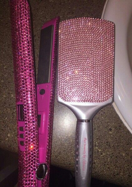 BEDAZZLED flat iron and brush Bedazzled Hair Brush, Bedazzled Hair, Bedazzled Things, Bedazzled Stuff, Hair Tool Set, Bling Ideas, Hair Appliances, Rhinestone Projects, Bling Crafts