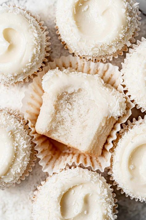 Coconut Cream Muffins, Toasted Coconut Cupcakes, Bakery Style Cupcakes, Light Cupcakes, Coconut Cream Cupcakes, Recipes With Cream Cheese, Coconut Cupcake Recipes, Coconut Cupcake, Coconut Cream Cheese