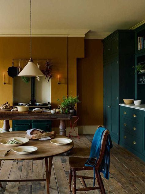 Classic English Kitchen, Devol Kitchens, English Kitchens, Teal Walls, Colored Ceiling, Yellow Kitchen, Bespoke Kitchens, Wooden Dining Tables, Making Room