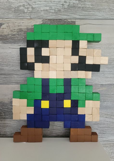 Cube Blocks Ideas, Mario And Luigi Decorations, Luigi Decorations, Block Pixel Art, Minecraft Diy Crafts, Super Mario Room, Mario Crafts, Mario Room, Super Mario Bros Birthday Party