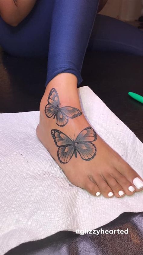 Butterfly Foot Tattoo, Butterfly Leg Tattoos, Butterfly Ankle Tattoos, Cute Foot Tattoos, Dragons Tattoo, Cute Hand Tattoos, Snakebites, Butterfly Tattoos For Women, Foot Tattoos For Women