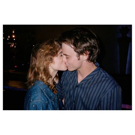 Charlie And Natalia, Jonathan And Nancy, Charlie Heaton, Natalia Dyer, I Believe In Love, Stranger Things Tv, Stranger Things Characters, Joe Keery, The Love Club