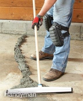 Fix the crack in your concrete garage or basement floor yourself by following these step-by-step directions. Concrete Garage, Diy Concrete, Home Fix, Concrete Projects, Basement Flooring, Diy Home Repair, Diy Repair, Concrete Diy, Home Repairs