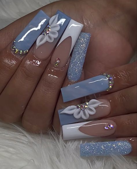 Cinderella Blue Nails For Prom, Nail Art With Rhinestones Simple, Acrylic Nail With Gems, Navy Blue White Nails, Navy Blue Nail Designs For Prom, Medium Length Nails Acrylic Square Design, Navy Blue Acrylics, Vacation Nails Long, Navy Blue Nail Art