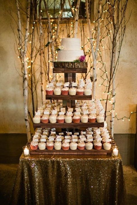 Cupcake Tower Cake, Wedding Cake Centerpieces, Wedding Cake Options, Pretty Wedding Cakes, Country Wedding Cakes, Black Wedding Cakes, Fresh Flower Cake, Cake And Cupcakes, Wedding Cake Table